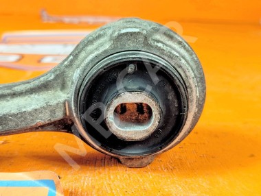 Рычаг передний нижний правый MERCEDES-BENZ C-класс W203/S203/CL203 рестайлинг (2004 - 2008) &mdash; Разборка Мерседес