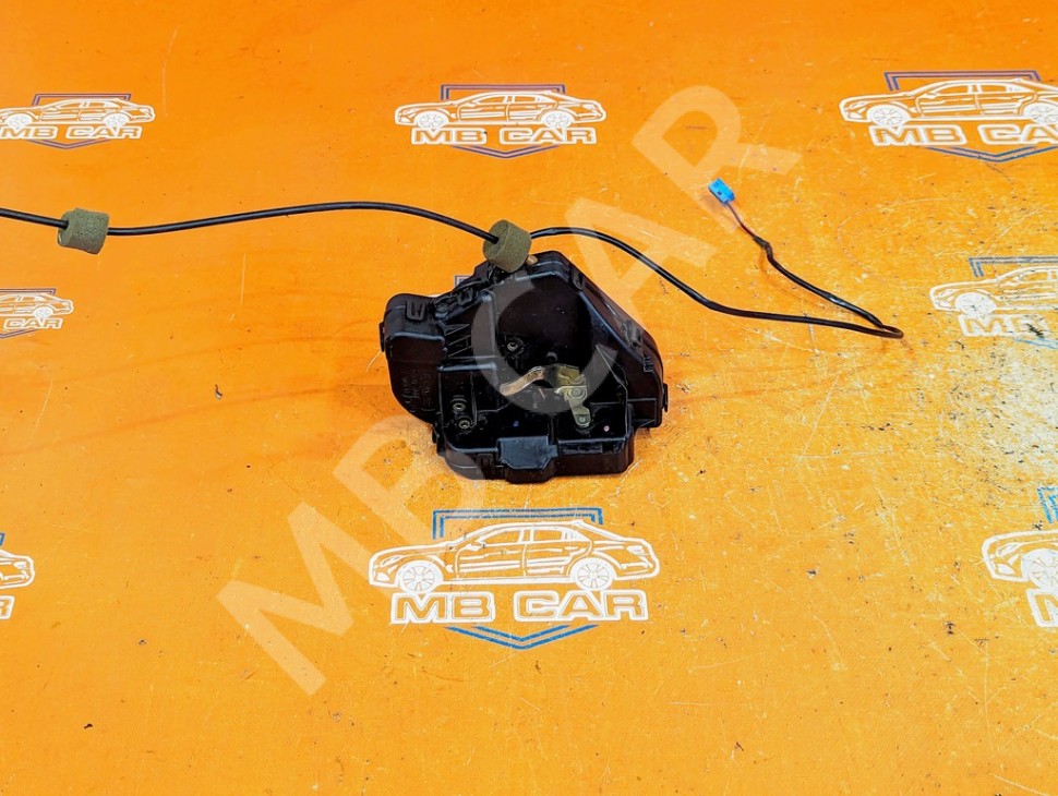 Замок двери задней левой MERCEDES-BENZ C-класс W203/S203/CL203 (2000 - 2004) фото 1 — Разборка Мерседес