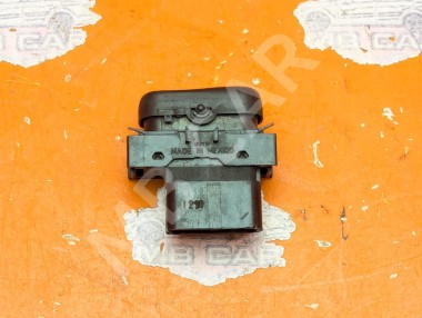 Кнопка обогрева сидений MERCEDES-BENZ M-класс W163 рестайлинг (2001 - 2005) &mdash; Разборка Мерседес