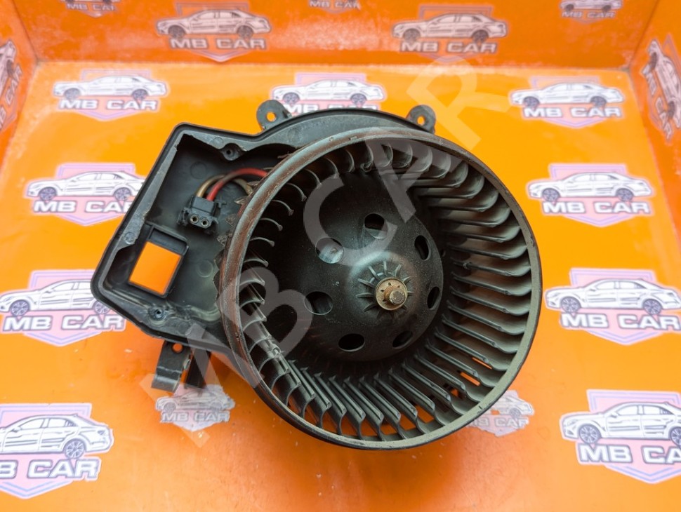 Моторчик отопителя MERCEDES-BENZ C-класс W203/S203/CL203 (2000 - 2004) фото 1 &mdash; Разборка Мерседес