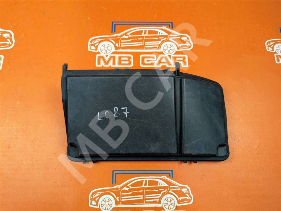 Крышка блока предохранителей MERCEDES-BENZ M-класс AMG W163 рестайлинг (2001 - 2005) фото 1 &mdash; Разборка Мерседес