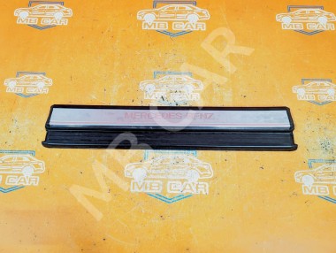 Накладка порога внутренняя MERCEDES-BENZ S-класс W140 (1991 - 1998) — Разборка Мерседес