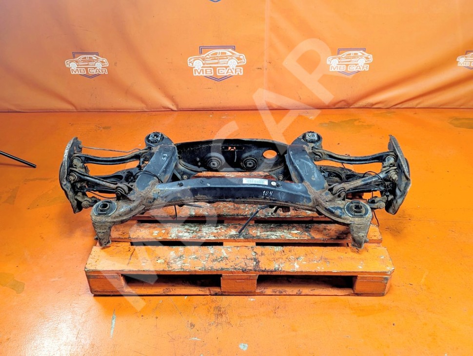 Подрамник задний MERCEDES-BENZ C-класс W203/S203/CL203 (2000 - 2004) фото 1 &mdash; Разборка Мерседес