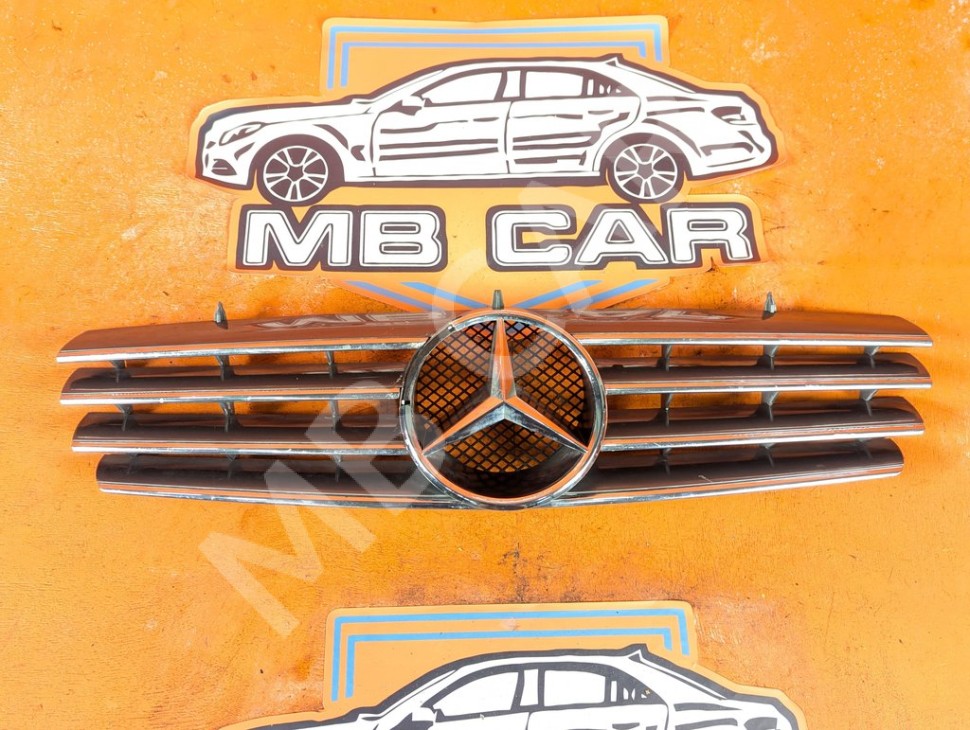 Решетка радиатора MERCEDES-BENZ CL-класс C215 рестайлинг (2002 - 2006) фото 1 &mdash; Разборка Мерседес