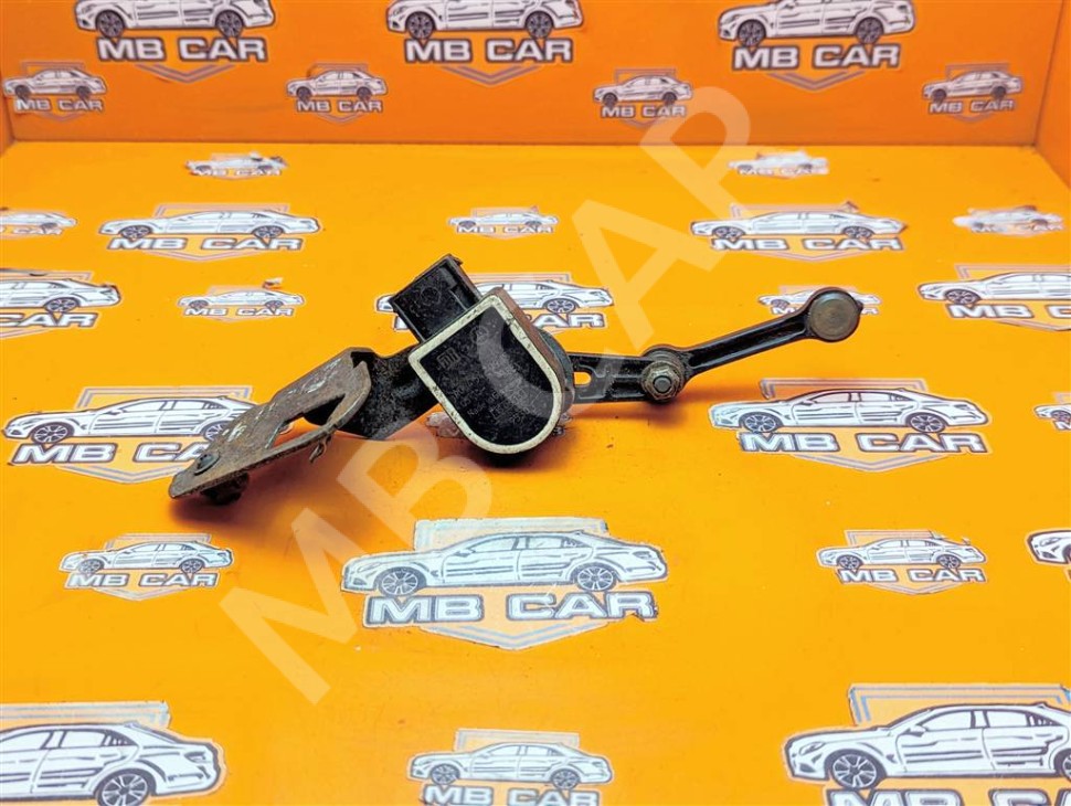 Датчик уровня пола MERCEDES-BENZ CLS-класс C218/X218 (2010 - 2014) фото 1 — Разборка Мерседес