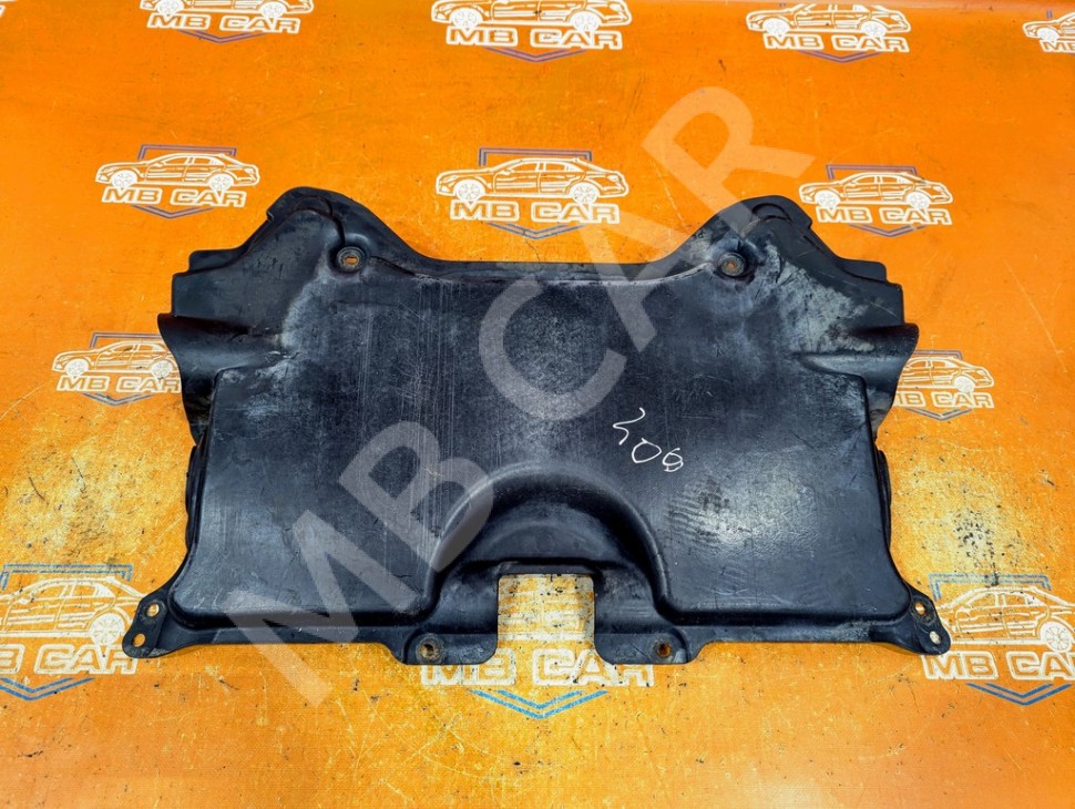 Защита двигателя MERCEDES-BENZ C-класс W204/S204 (2006 - 2011) фото 1 — Разборка Мерседес