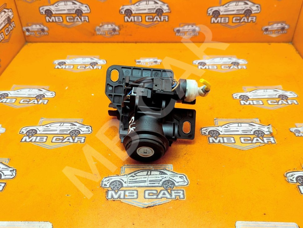 Замок багажника MERCEDES-BENZ SLK-класс R170 (1996 - 2000) фото 1 &mdash; Разборка Мерседес