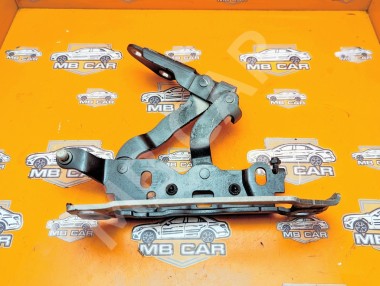 Петля капота MERCEDES-BENZ C-класс W204/S204 (2006 - 2011) — Разборка Мерседес