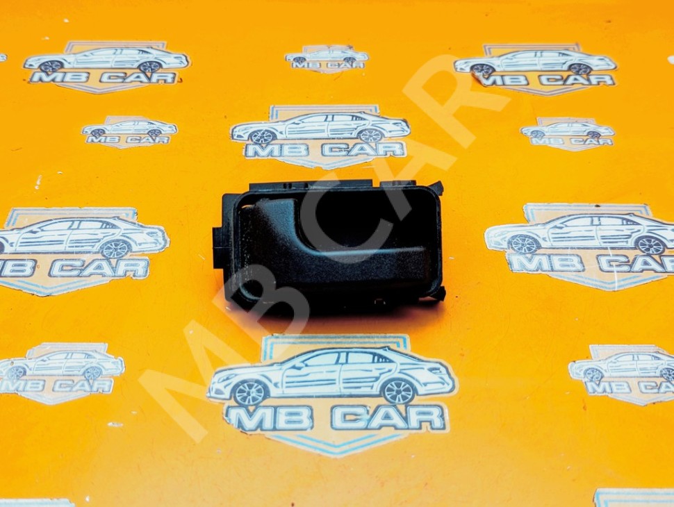 Ручка двери внутренняя MERCEDES-BENZ G-класс W463 (1990 - 2006) фото 1 &mdash; Разборка Мерседес