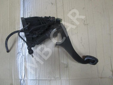 Педальный узел MERCEDES-BENZ CLA-класс C117/X117 (2013 - 2016) — Разборка Мерседес