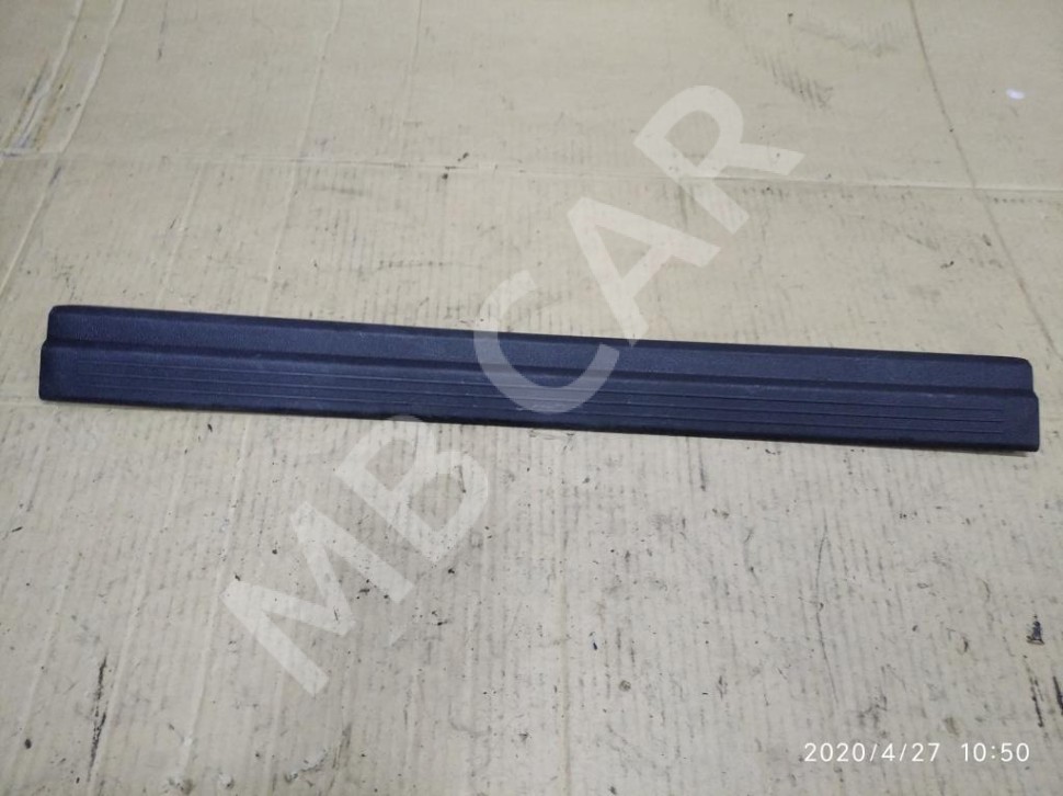 Накладка порога внутренняя MERCEDES-BENZ E-класс W212/S212/C207/A207 (2009 - 2013) фото 1 &mdash; Разборка Мерседес
