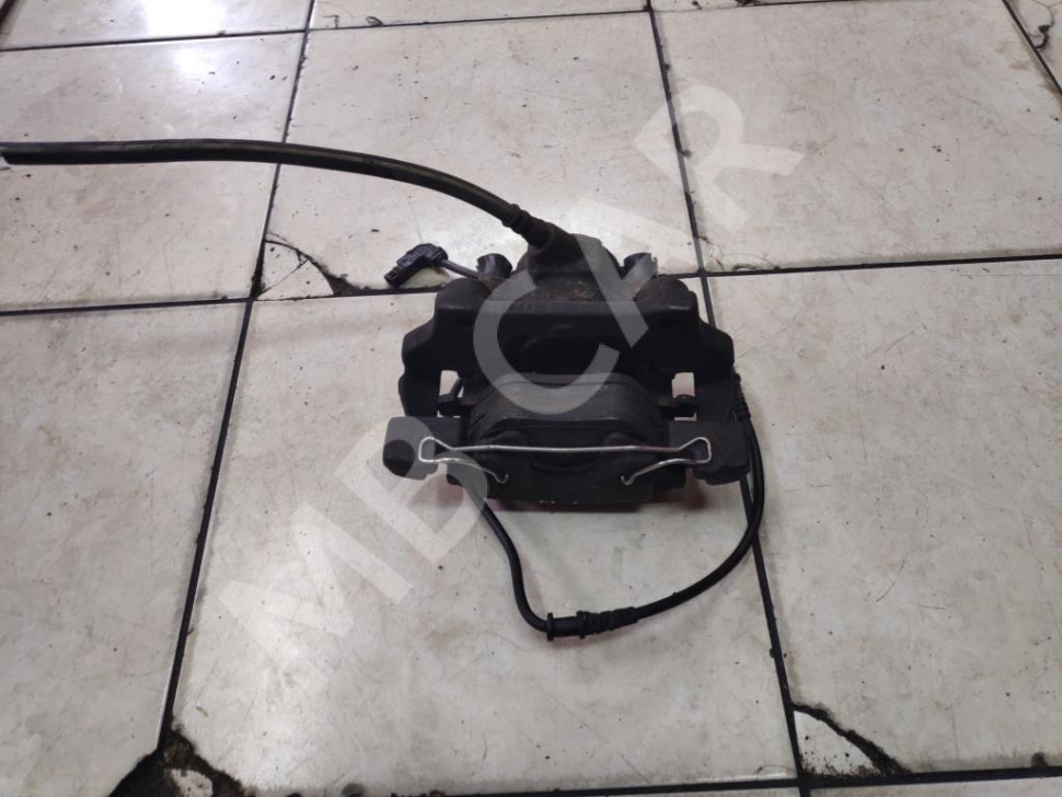 Суппорт передний левый MERCEDES-BENZ E-класс W210/S210 рестайлинг (1999 - 2003) фото 1 — Разборка Мерседес