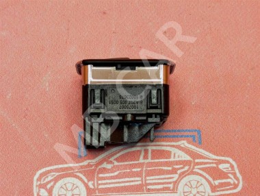 Кнопка закрытия багажника MERCEDES-BENZ E-класс W212/S212/C207/A207 (2009 - 2013) — Разборка Мерседес