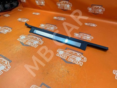 Накладка порога внутренняя MERCEDES-BENZ R-класс W251 (2005 - 2007) — Разборка Мерседес