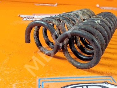 Пружина задняя MERCEDES-BENZ C-класс W202/S202 (1993 - 1997) &mdash; Разборка Мерседес