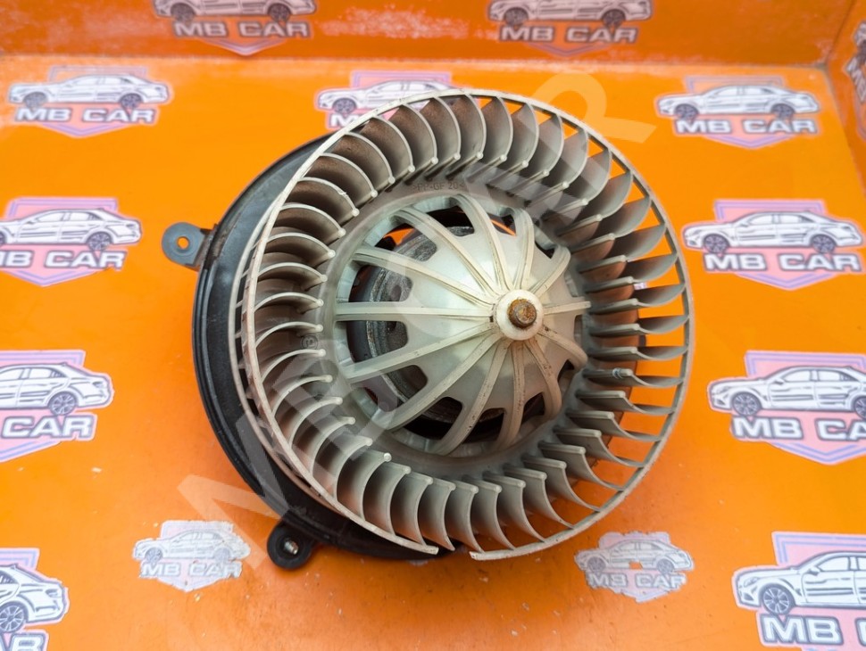 Моторчик отопителя MERCEDES-BENZ E-класс W211/S211 рестайлинг (2006 - 2009) фото 1 &mdash; Разборка Мерседес