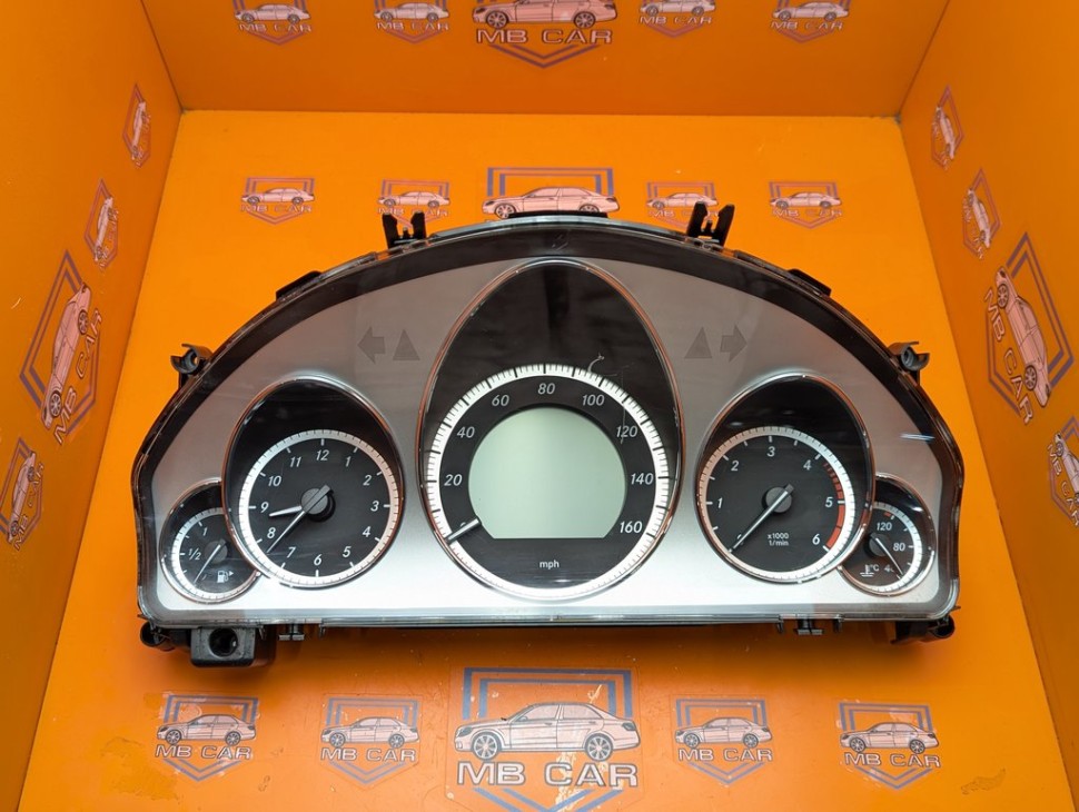 Щиток приборов MERCEDES-BENZ E-класс W212/S212/C207/A207 (2009 - 2013) фото 1 &mdash; Разборка Мерседес