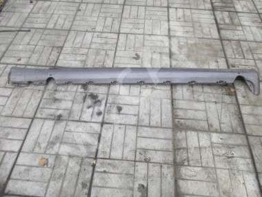 Порог пластиковый левый MERCEDES-BENZ W124 W124/S124/C124/A124 (1984 - 1993) — Разборка Мерседес