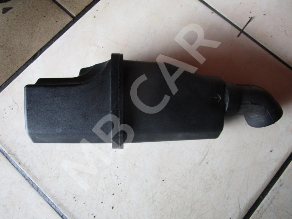 Резонатор воздушного фильтра MERCEDES-BENZ E-класс W211/S211 (2002 - 2006) фото 1 — Разборка Мерседес