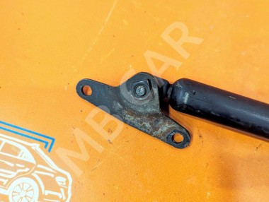 Амортизатор крышки багажника MERCEDES-BENZ Vito W638 (1996 - 2003) — Разборка Мерседес