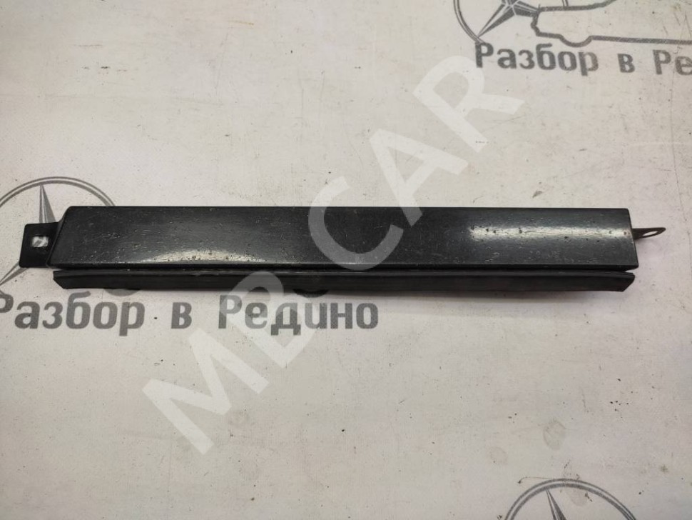 Ресницы фар MERCEDES-BENZ W124 W124/S124/C124/A124 (1984 - 1993) фото 1 — Разборка Мерседес