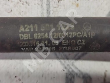 Трубка вентиляции расширительного бака MERCEDES-BENZ CLS-класс C219 (2004 - 2008) — Разборка Мерседес