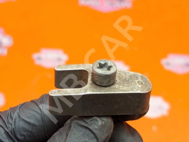 Кронштейн крепления форсунок MERCEDES-BENZ M-класс W166 (2011 - 2015) &mdash; Разборка Мерседес