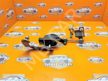 Датчик уровня пола MERCEDES-BENZ S-класс W222/C217/A217 (2013 - 2017) — Разборка Мерседес