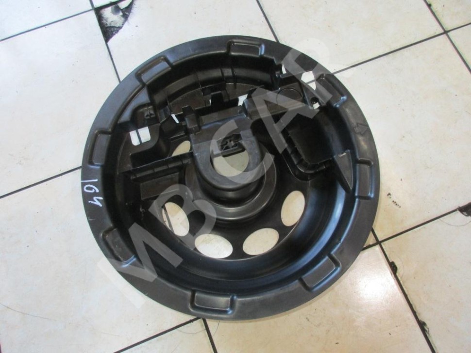 Поддон запасного колеса MERCEDES-BENZ CLK-класс C209/A209 (2002 - 2005) фото 1 &mdash; Разборка Мерседес