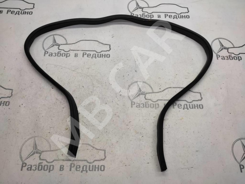 Уплотнитель моторного отсека MERCEDES-BENZ E-класс W211/S211 (2002 - 2006) фото 1 — Разборка Мерседес