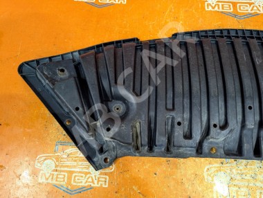 Защита бампера MERCEDES-BENZ C-класс W204/S204 (2006 - 2011) — Разборка Мерседес