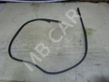 Уплотнитель дверного проема ( на кузове ) MERCEDES-BENZ CLS-класс C218/X218 рестайлинг (2014 - 2017) — Разборка Мерседес