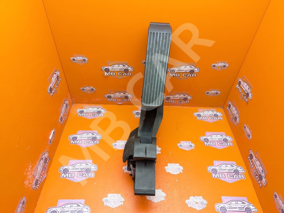 Педаль газа электронная MERCEDES-BENZ C-класс W203/S203/CL203 (2000 - 2004) фото 1 &mdash; Разборка Мерседес