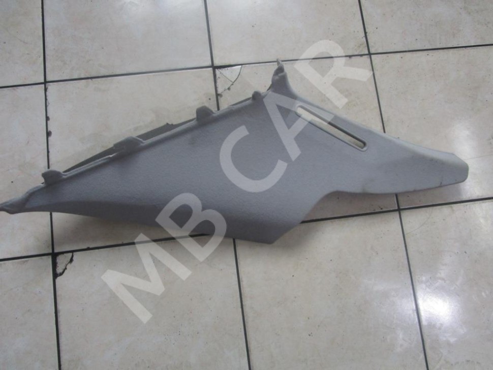 Накладка задней стойки MERCEDES-BENZ E-класс W210/S210 (1995 - 1999) фото 1 &mdash; Разборка Мерседес