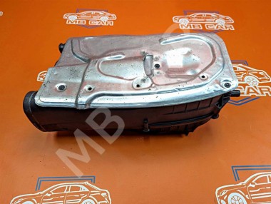 Корпус воздушного фильтра MERCEDES-BENZ C-класс W204/S204 (2006 - 2011) — Разборка Мерседес