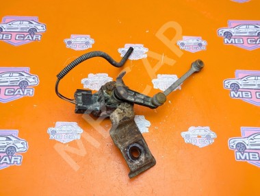 Датчик уровня пола MERCEDES-BENZ S-класс W220 (1998 - 2005) &mdash; Разборка Мерседес