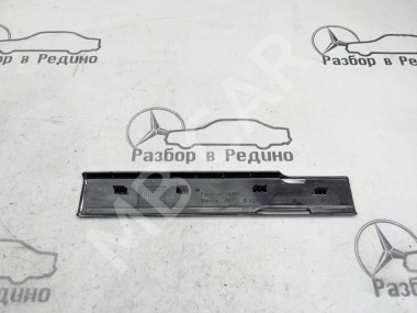 Накладка порога внутренняя MERCEDES-BENZ S-класс W220 рестайлинг (2002 - 2005) — Разборка Мерседес