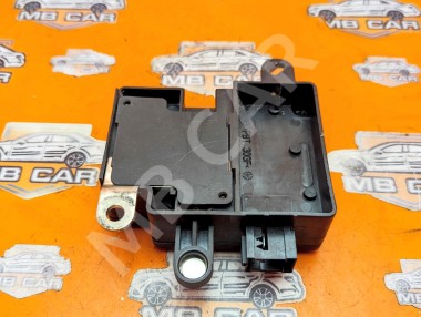 Блок управления АКБ MERCEDES-BENZ E-класс W211/S211 (2002 - 2006) &mdash; Разборка Мерседес