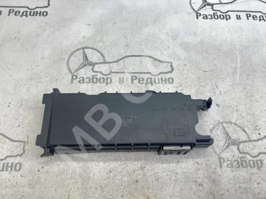 Крышка блока предохранителей MERCEDES-BENZ A-класс W176 (2012 - 2015) — Разборка Мерседес