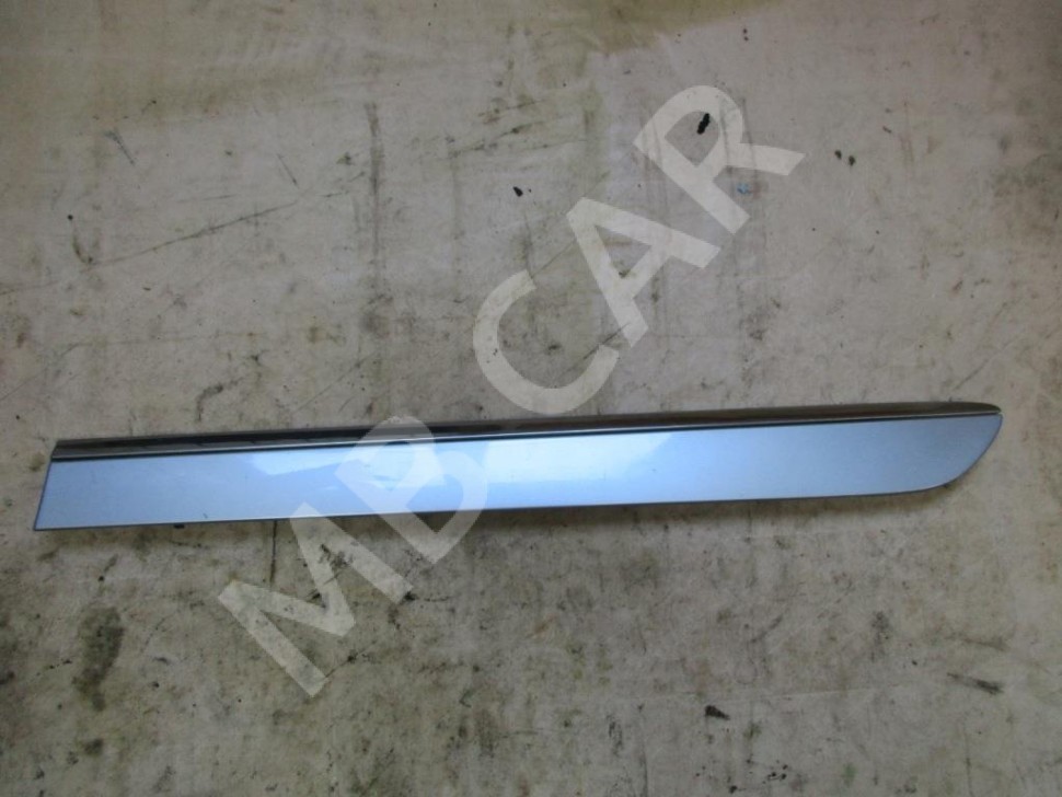 Молдинг двери MERCEDES-BENZ M-класс W164 рестайлинг (2008 - 2011) фото 1 — Разборка Мерседес