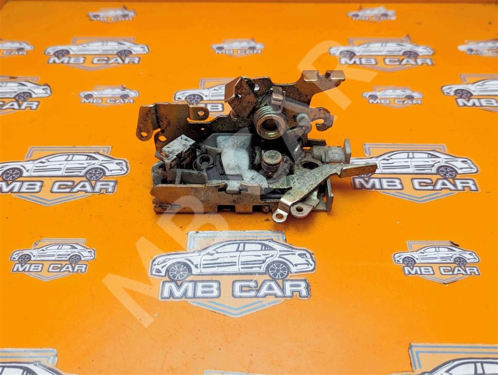 Замок двери передней левой MERCEDES-BENZ Sprinter w901 фото 1 — Разборка Мерседес