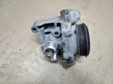 Помпа MERCEDES-BENZ CLA-класс C117/X117 (2013 - 2016) — Разборка Мерседес