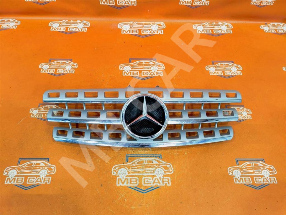 Решетка радиатора MERCEDES-BENZ M-класс W164 рестайлинг (2008 - 2011) фото 1 — Разборка Мерседес