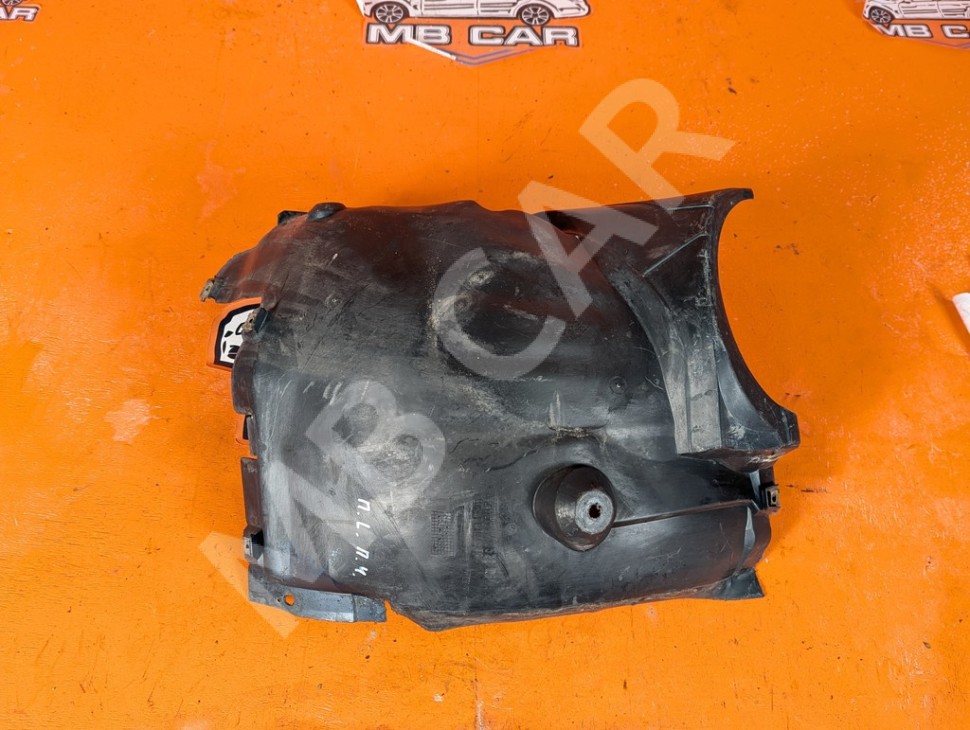 Подкрылок передний левый, передняя часть MERCEDES-BENZ C-класс W203/S203/CL203 рестайлинг (2004 - 2008) фото 1 &mdash; Разборка Мерседес