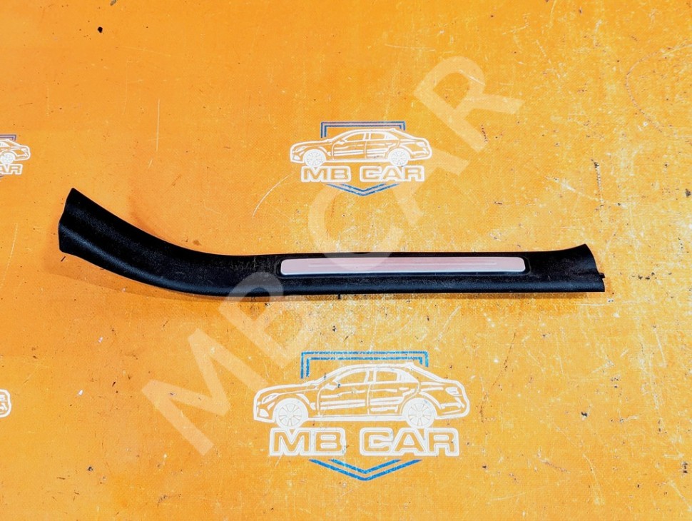 Накладка порога внутренняя MERCEDES-BENZ B-класс W245 рестайлинг (2008 - 2011) фото 1 — Разборка Мерседес