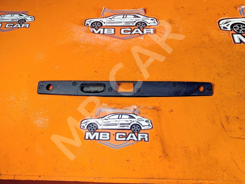 Накладка крышки багажника MERCEDES-BENZ E-класс W211/S211 рестайлинг (2006 - 2009) фото 1 &mdash; Разборка Мерседес