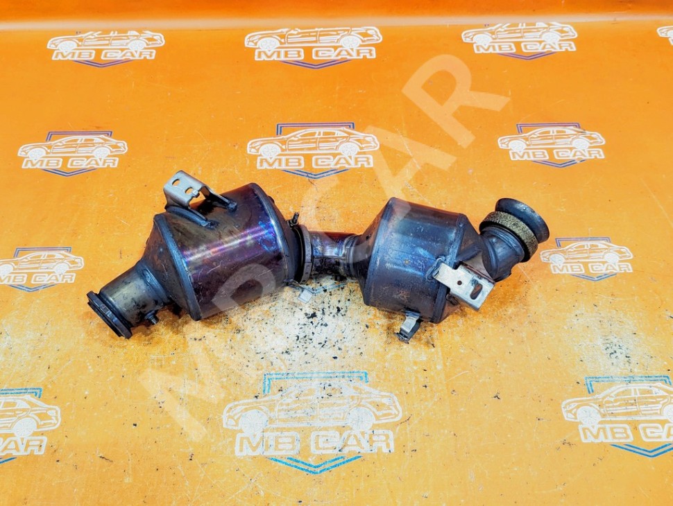 Катализатор MERCEDES-BENZ C-класс W205/S205/C205/A205 (2014 - 2018) фото 1 — Разборка Мерседес