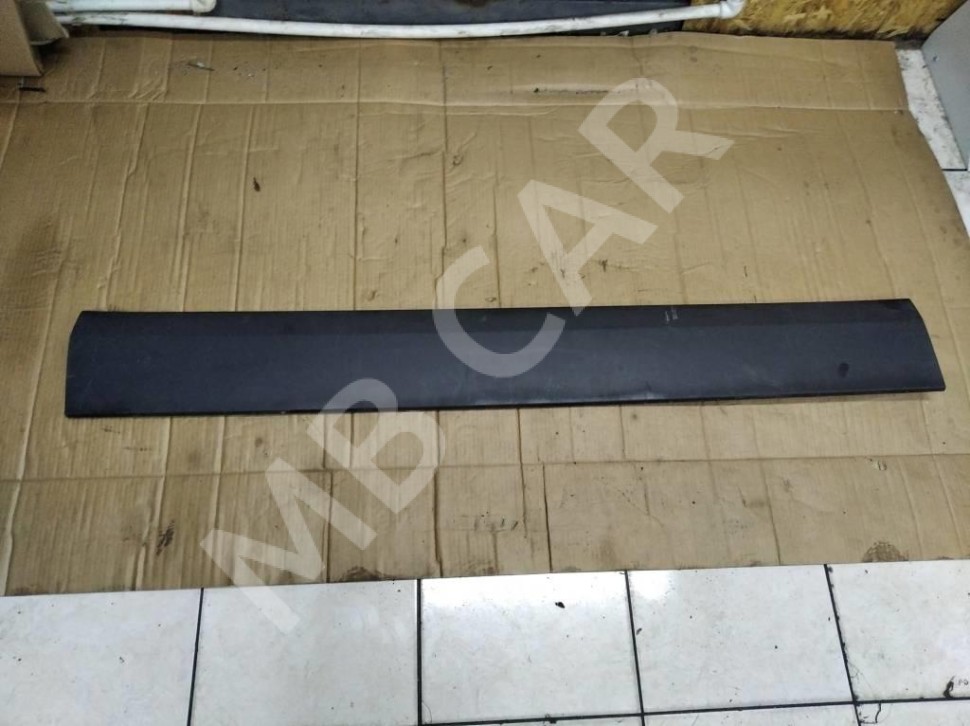 Молдинг двери MERCEDES-BENZ Sprinter W906 (2006 - 2019) фото 1 — Разборка Мерседес