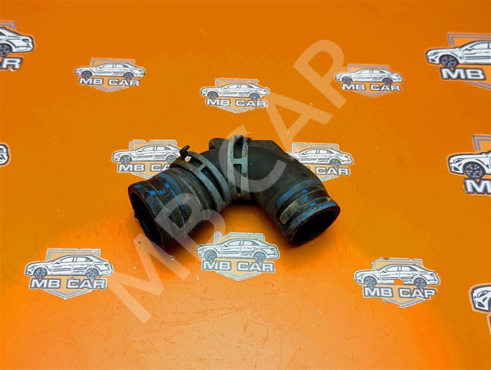 Патрубок ОЖ MERCEDES-BENZ GLK-класс X204 (2008 - 2012) фото 1 — Разборка Мерседес