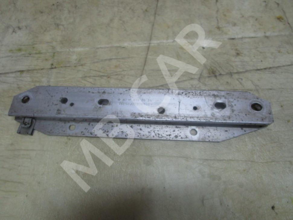 Усилитель пола MERCEDES-BENZ CLS-класс C218/X218 рестайлинг (2014 - 2017) фото 1 — Разборка Мерседес